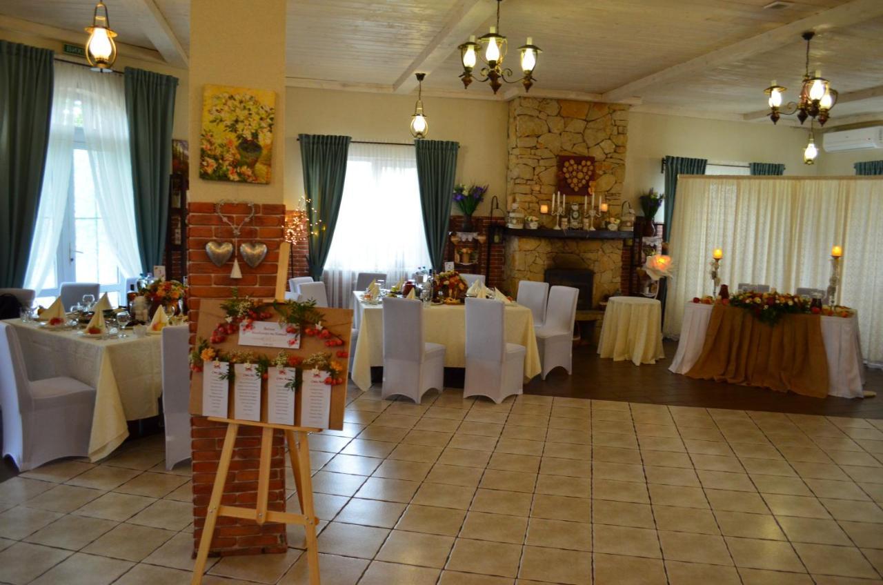 Motel Chalet Віта-Поштова Екстер'єр фото